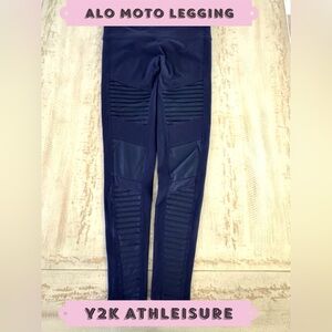 Alo Moto Leggings y2K athleisure size small